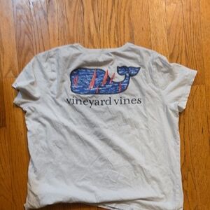 Vineyard Vines Kids Tee with Blue and Red Whale Design